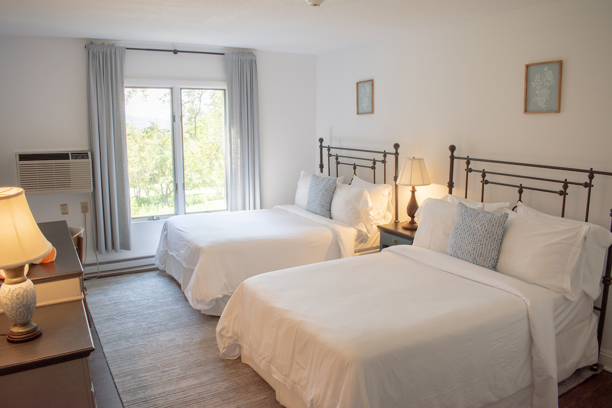 Lodge, 2 Double Scenic View